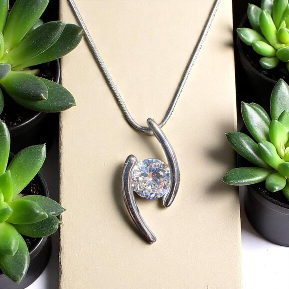 Lia Sophia Jewelry - Lia Sophia Silver Pendant Necklace Round Cubic Zirconia Modern Minimalist